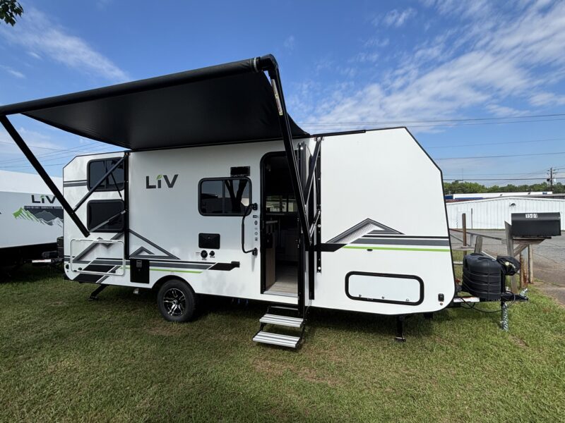 2027 LIV 211BHS-MPH BUNKHOUSE