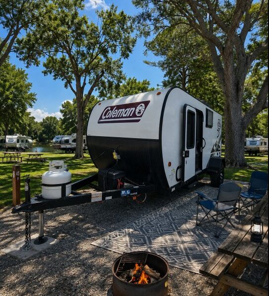 2025 COLEMAN RUBICON REAR KITCHEN