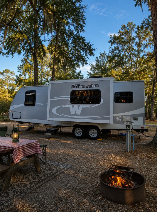 2016 WINNEBAGO 2401RG