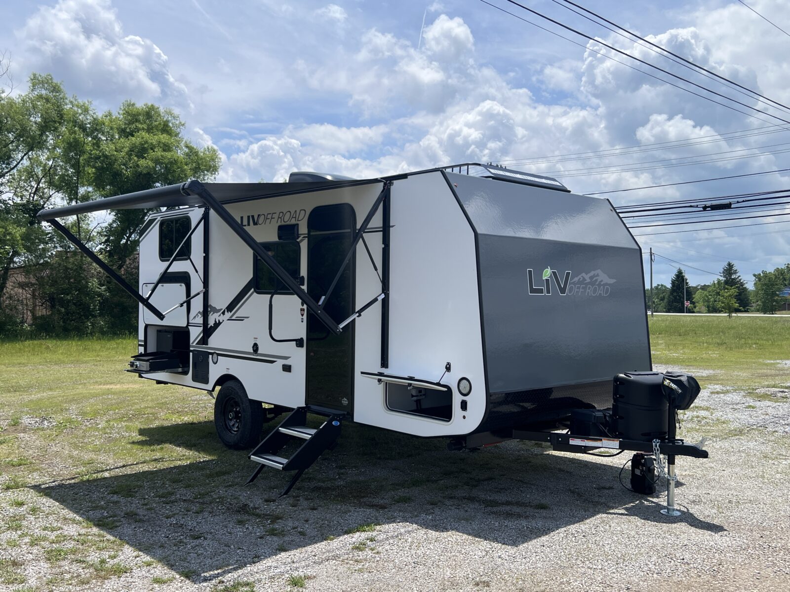 2027 LIV 211BHS-MPH BUNKHOUSE