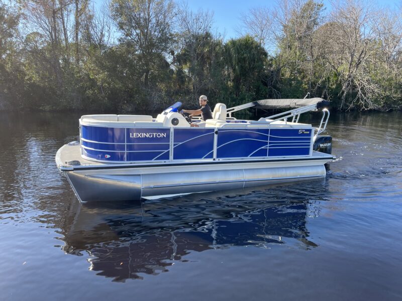 2023 LEXINGTON 519 CRUISE