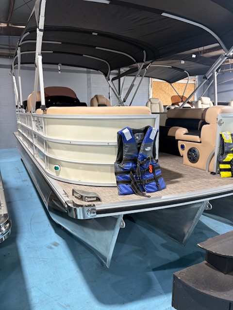 2026 PALM BREEZE 23 HPT CRUISE